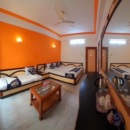 Hotel Indore Palace - Feel At Home Shirdi Exterior foto
