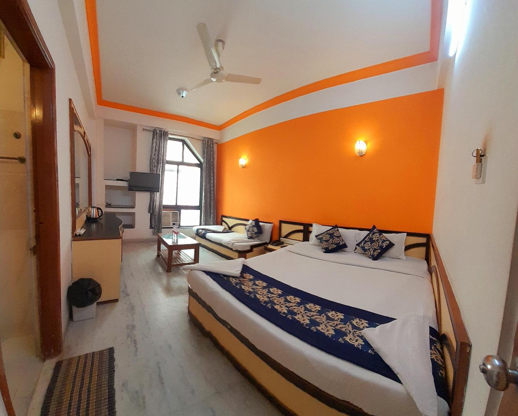 Hotel Indore Palace - Feel At Home Shirdi Exterior foto