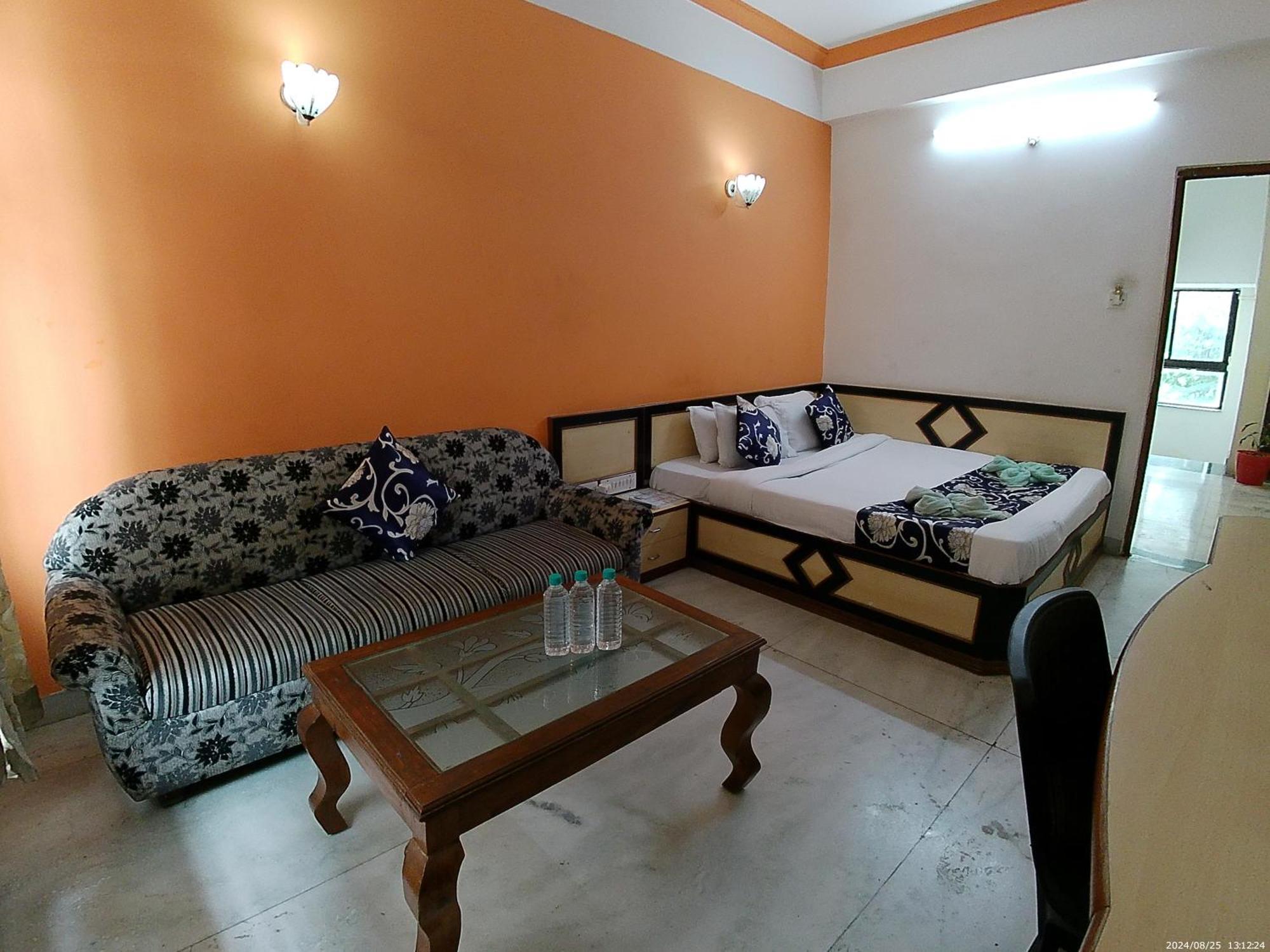 Hotel Indore Palace - Feel At Home Shirdi Exterior foto