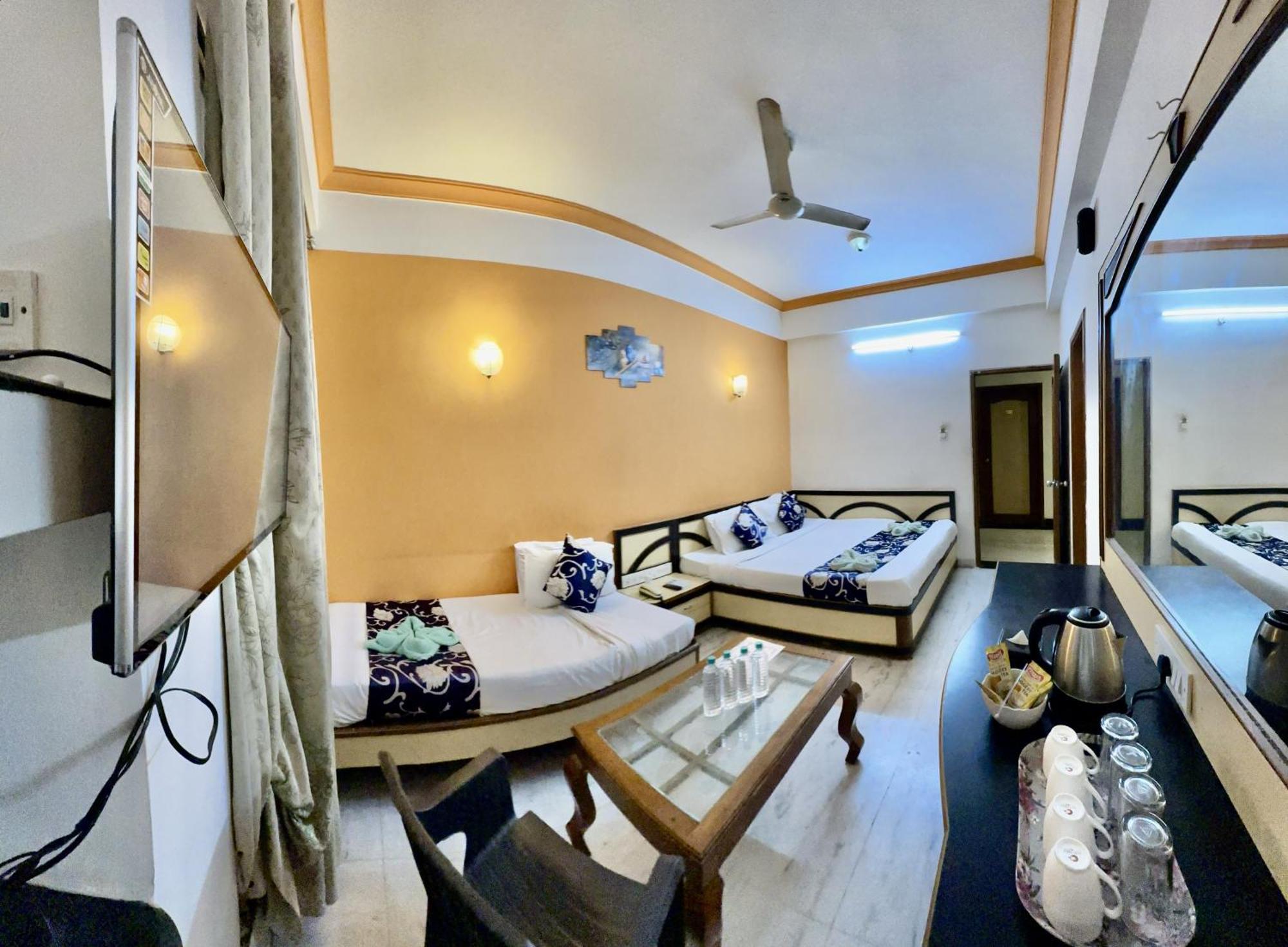 Hotel Indore Palace - Feel At Home Shirdi Exterior foto