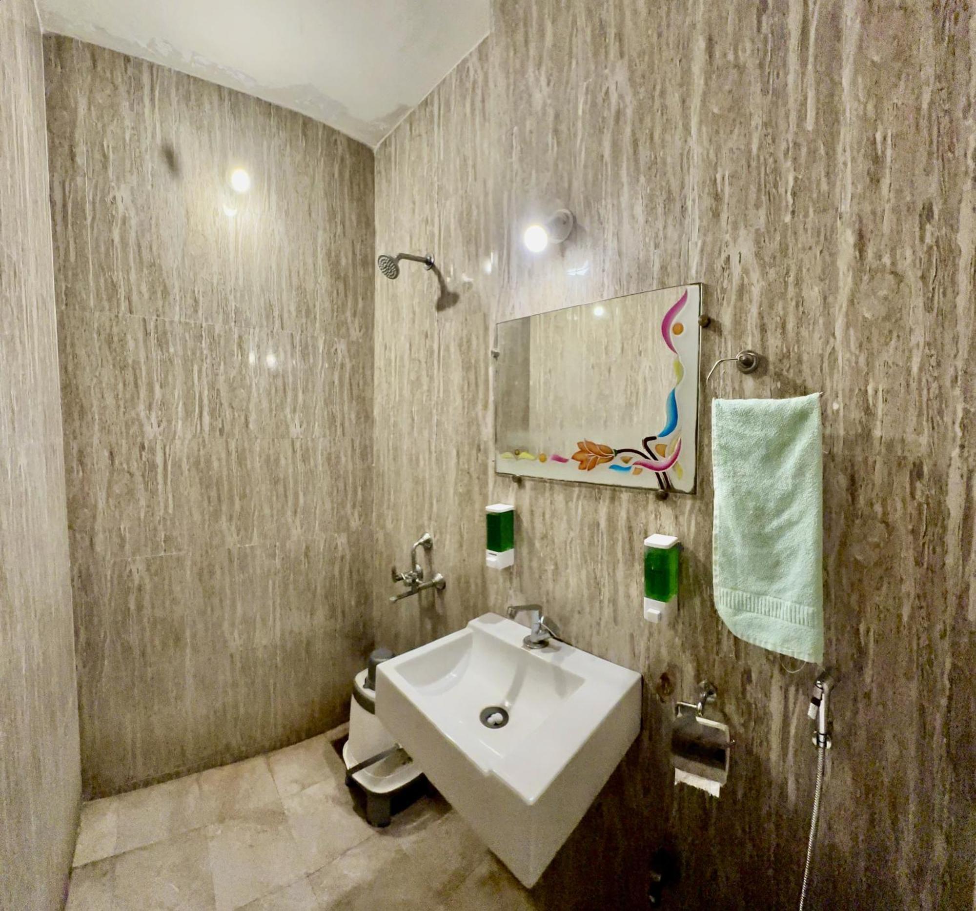 Hotel Indore Palace - Feel At Home Shirdi Exterior foto