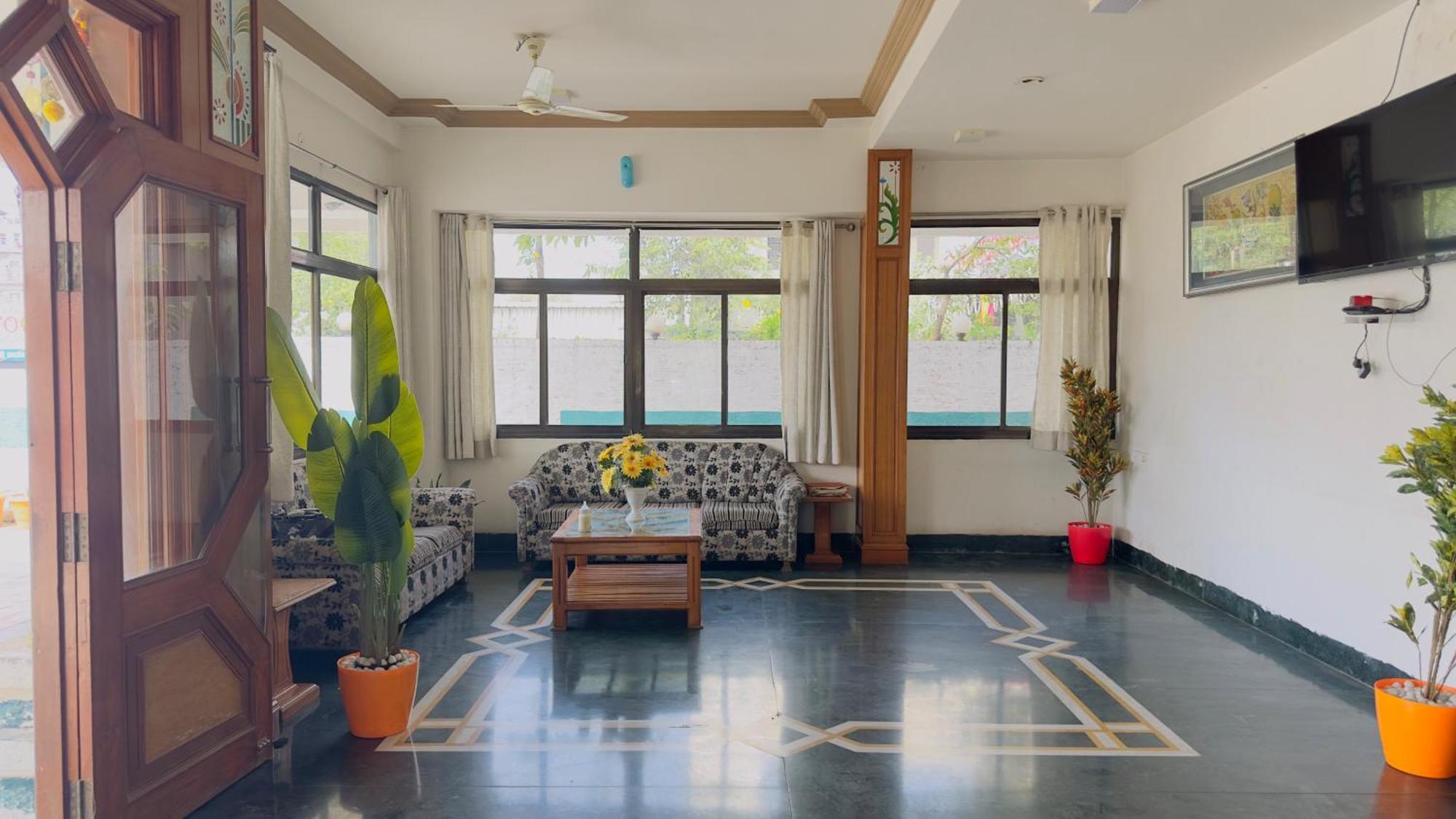 Hotel Indore Palace - Feel At Home Shirdi Exterior foto