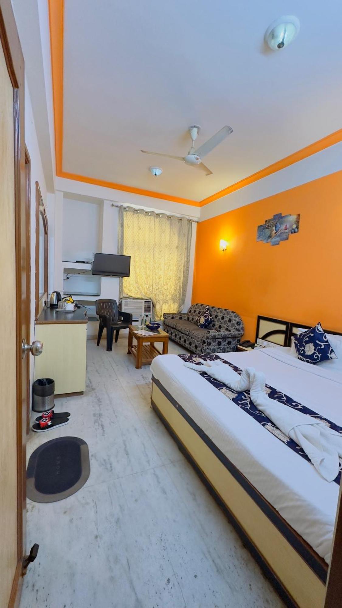Hotel Indore Palace - Feel At Home Shirdi Exterior foto